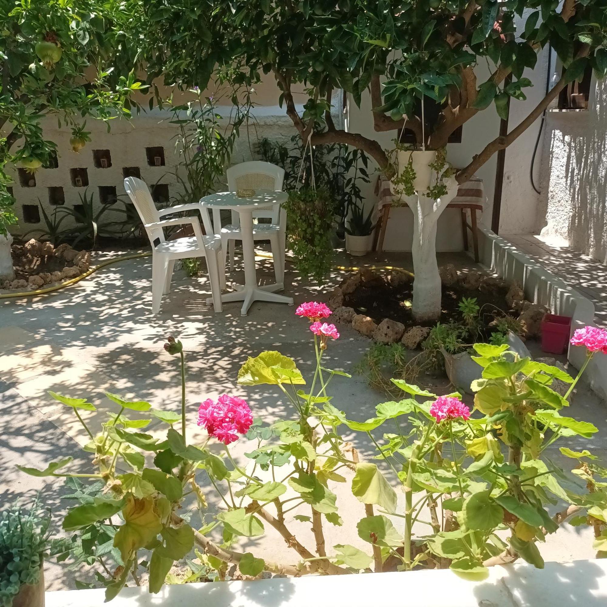 Magnolia Senses Apartamento Kini Exterior foto